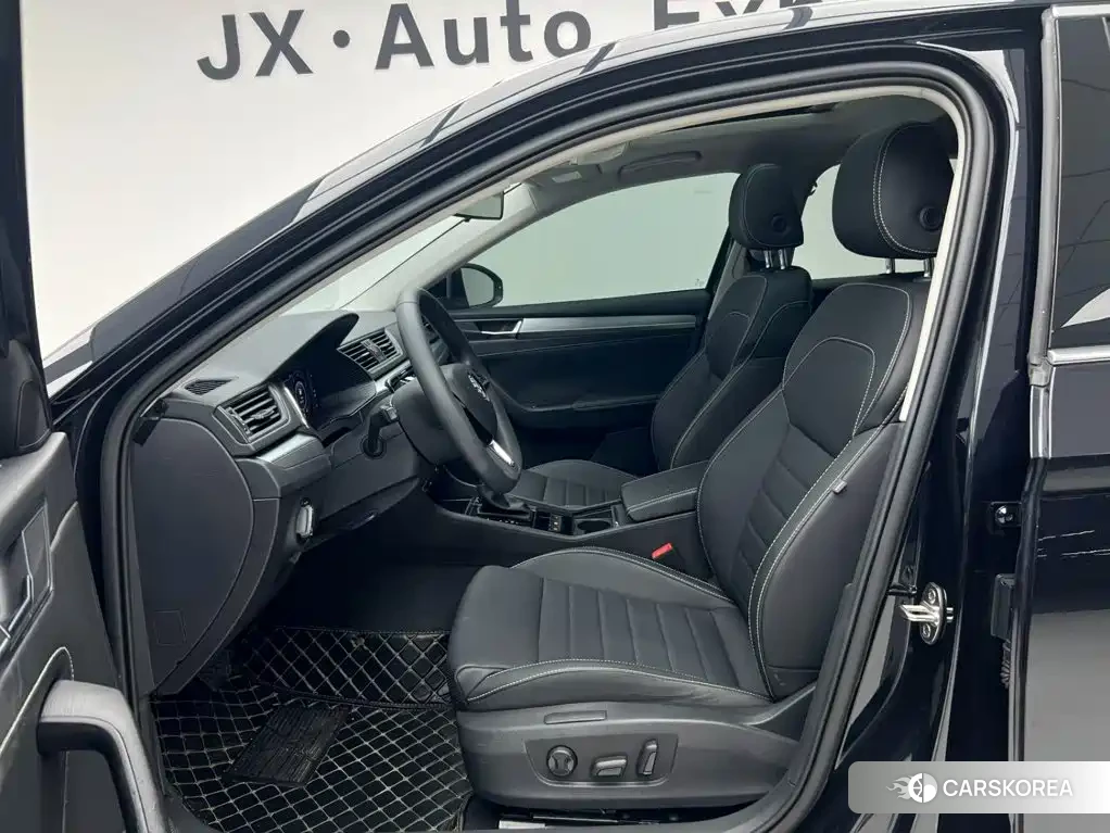 Skoda Superb id 4653775 из Китая 15
