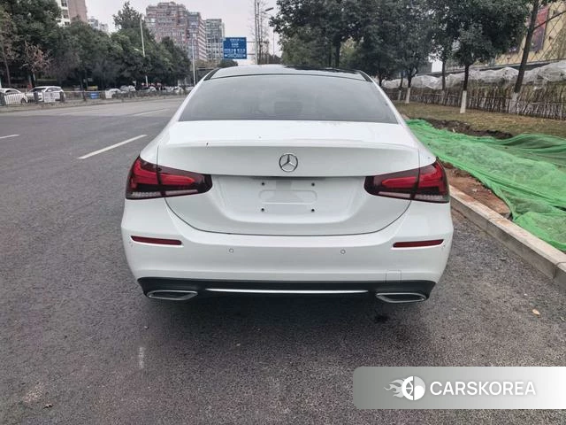 Mercedes-Benz Class A 2019 Белый из Китая, фото 4
