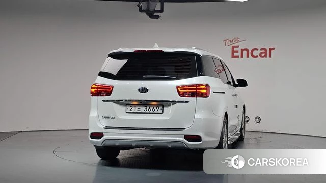Kia The New Carnival id 4477238 из Кореи 23