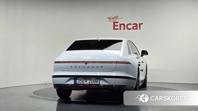 Hyundai Grandeur Hybrid (GN7) id 4853963 из Кореи 23