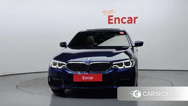 BMW 5 Series (G30) id 3144435 из Кореи 13