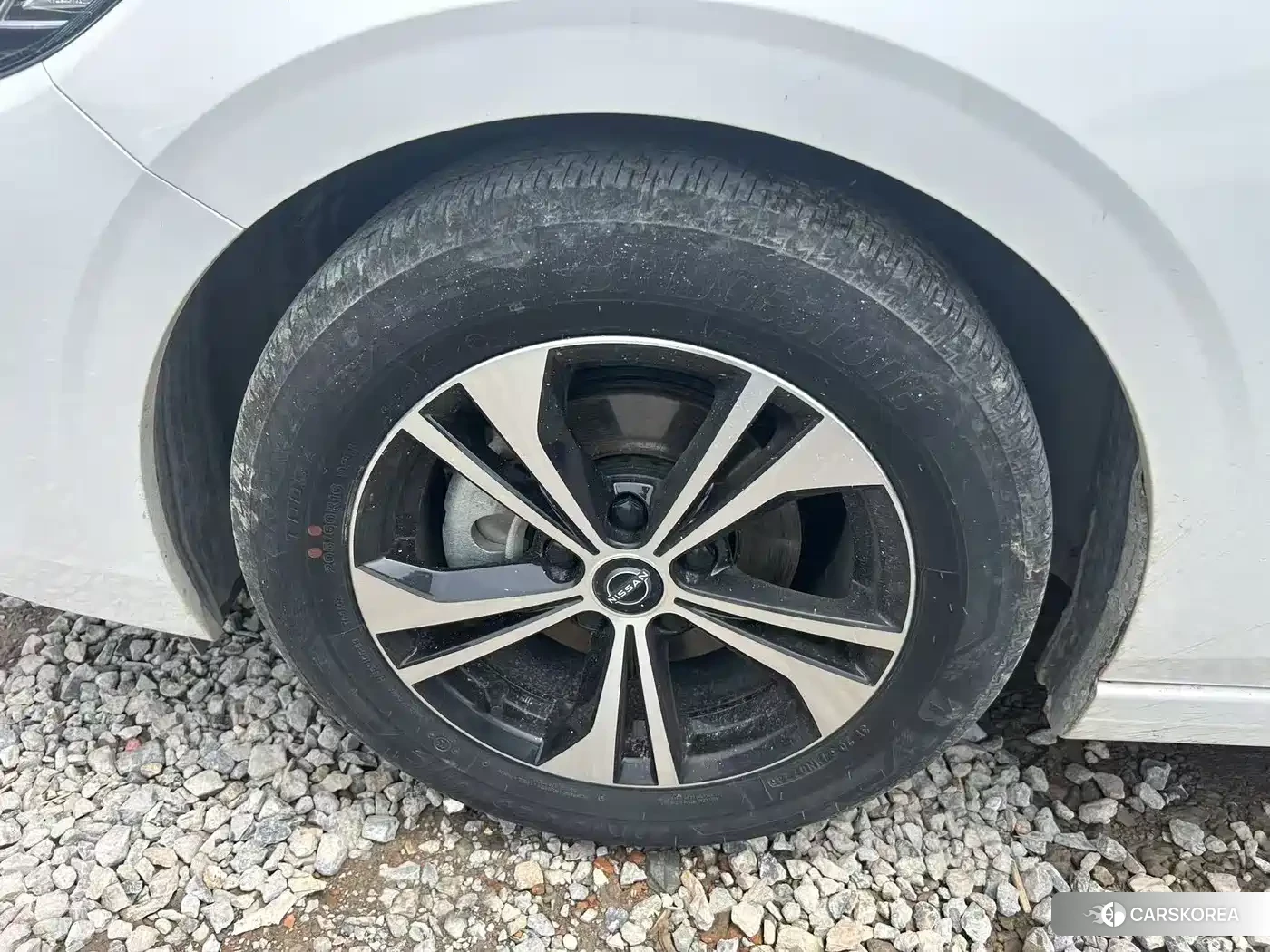 Nissan Sylphy 2024 Белый из Китая, фото 5