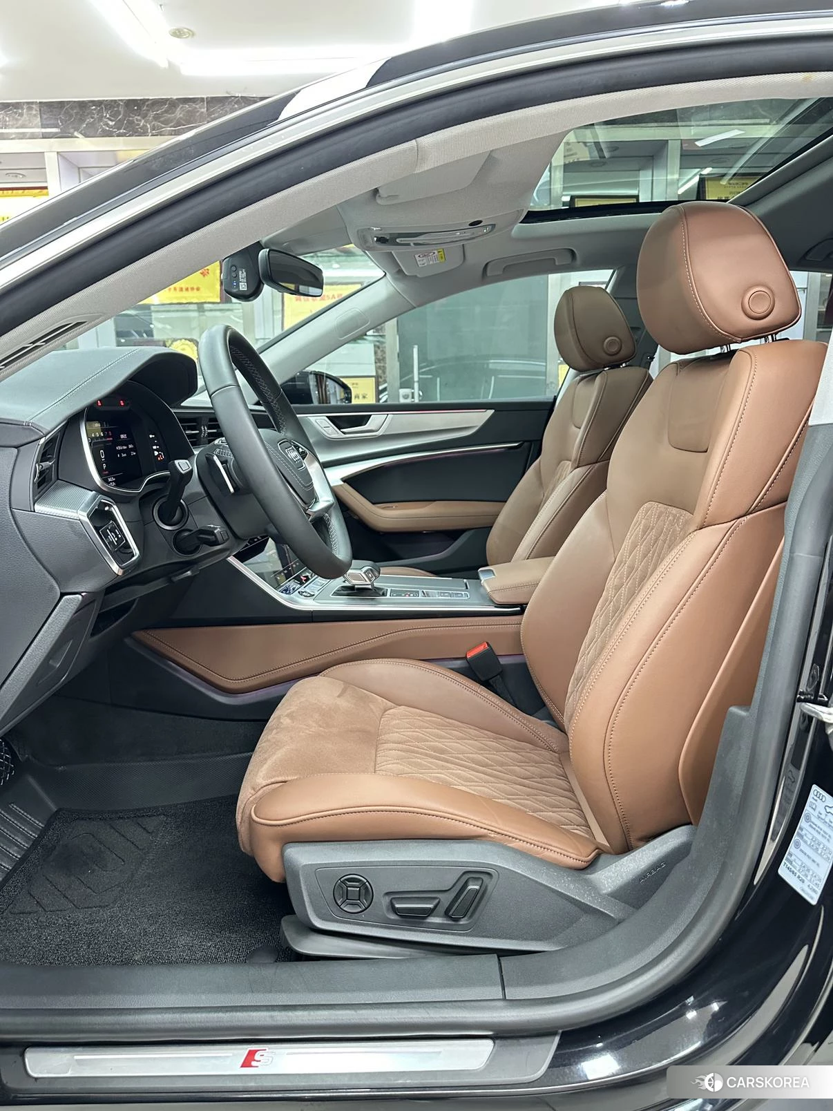 Audi A7L id 4499036 из Китая 15