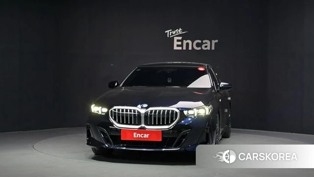 BMW 5 Series (G60) id 4729870 из Кореи 23