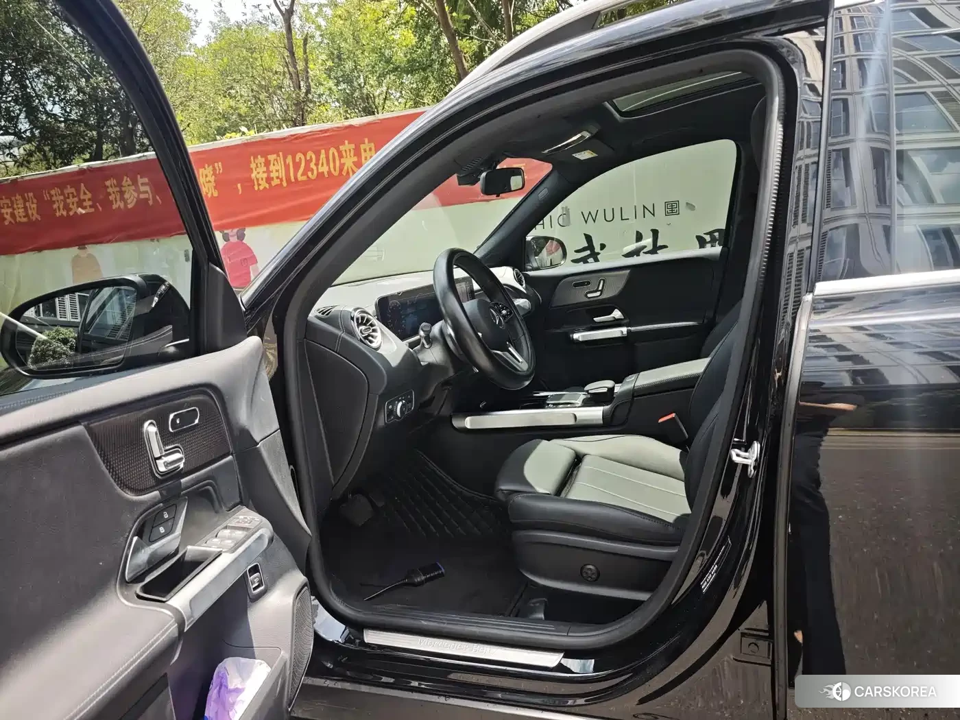 Mercedes-Benz GLB 2023 Черный из Китая, фото 3