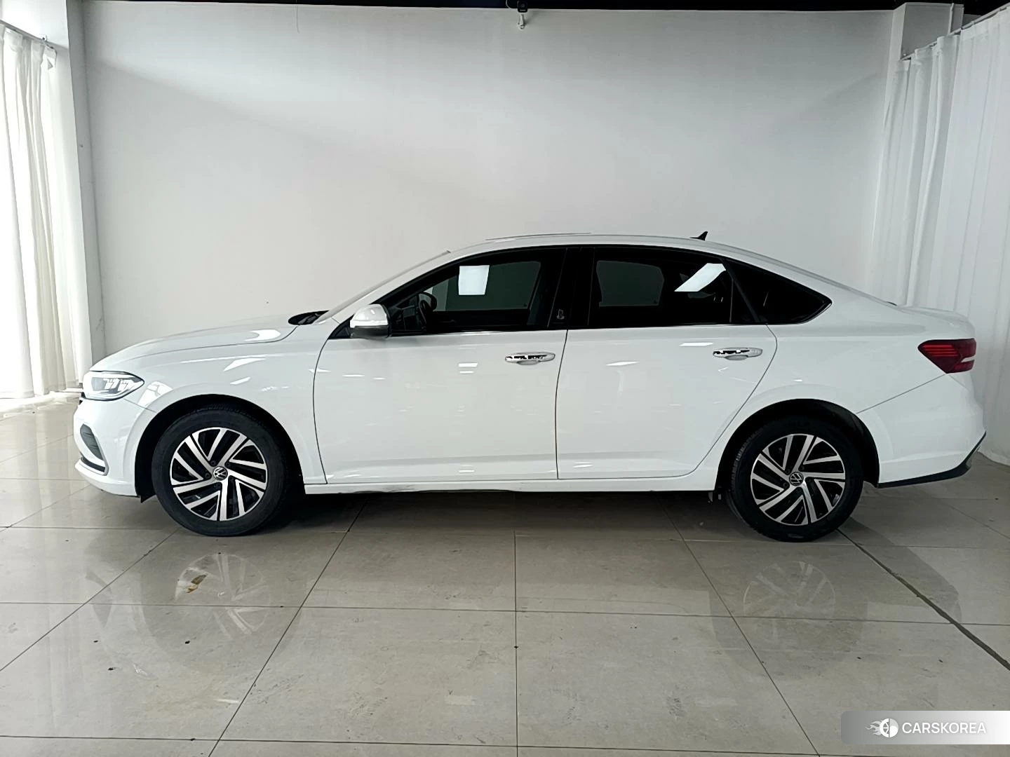 Volkswagen Lavida id 4486159 из Китая 13