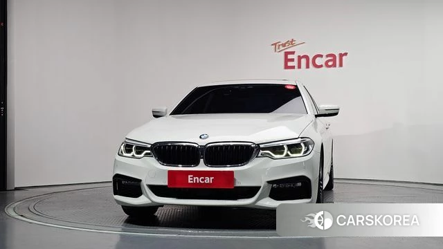 BMW 5 Series (G30) id 4596162 из Кореи 13