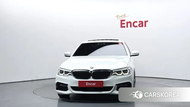 BMW 5 Series (G30) id 3540852 из Кореи 13