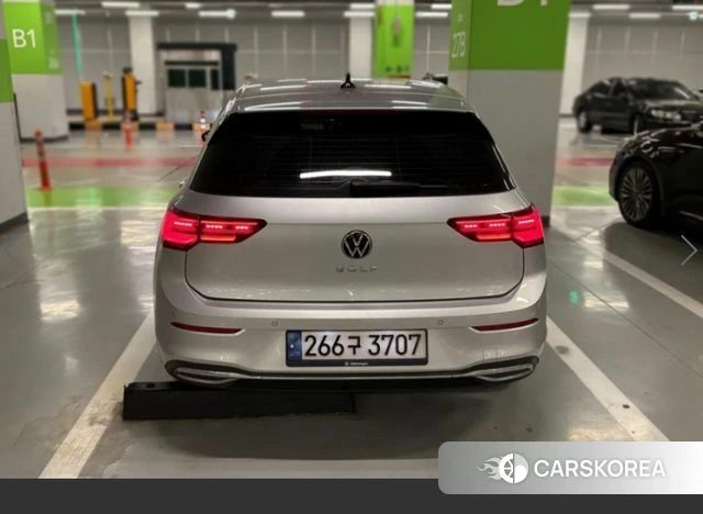 Volkswagen Golf 8th Generation 2022 Серебряный из Кореи, фото 3