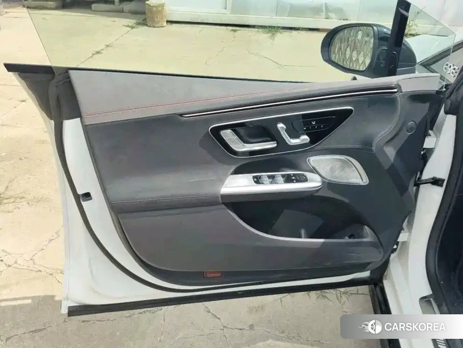 Mercedes-Benz EQE AMG 2025 Белый из Китая, фото 3