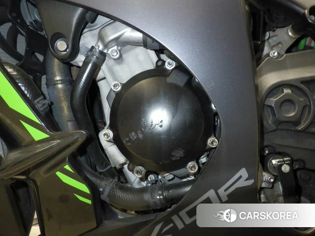 Engine photo