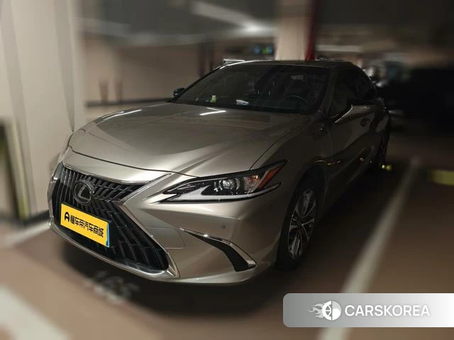 Lexus ES 2021 Серебристо-серый из Китая, фото 3
