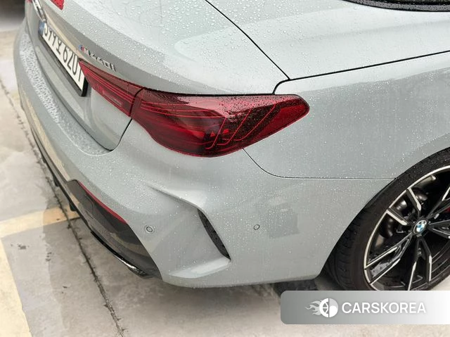 BMW 4 Series (G22) 2024 Светло-серебряный цвет из Кореи, фото 5