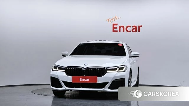 BMW 5 Series (G30) id 3885201 из Кореи 13