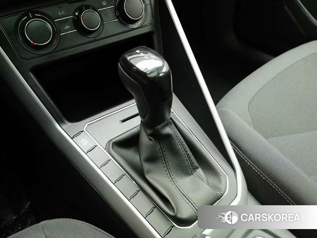 Volkswagen Polo id 4275383 из Китая 18