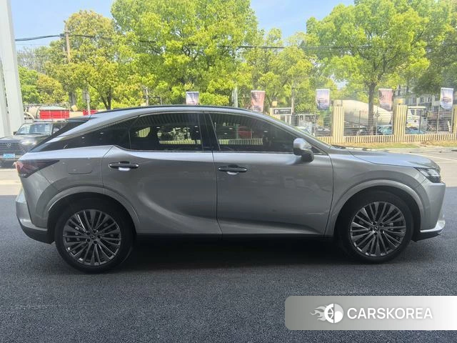Lexus RX PHEV id 4240276 из Китая 10