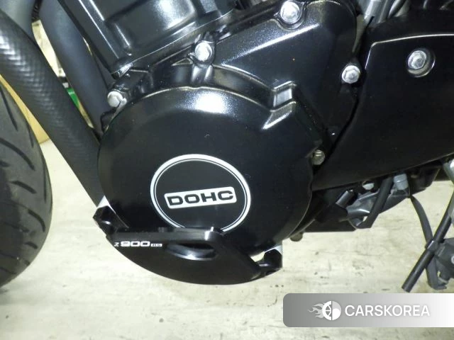 Engine photo