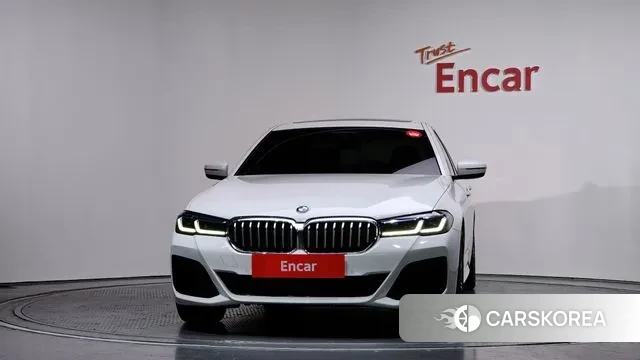 BMW 5 Series (G30) id 3544877 из Кореи 13