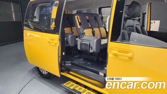 Hyundai Staria id 2676608 из Кореи 13