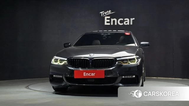 BMW 5 Series (G30) id 4520849 из Кореи 23