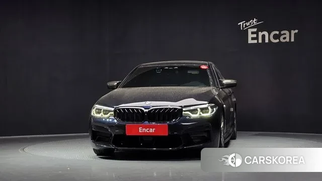 BMW 5 Series (G30) id 3380201 из Кореи 13