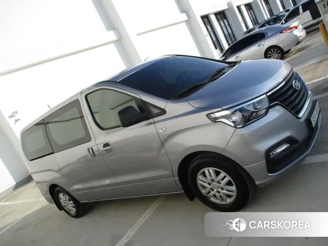 Hyundai The New Grand Starex id 3488832 из Кореи 13