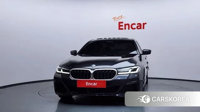 BMW 5 Series (G30) id 3438838 из Кореи 13