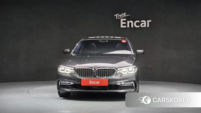 BMW 5 Series (G30) id 3703877 из Кореи 13