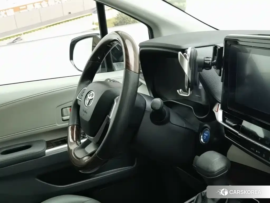 Toyota Granvia id 4628304 из Китая 17