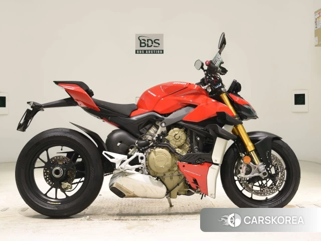 Ducati STREETFIGHTER V4 S 2022 из Японии, фото 2