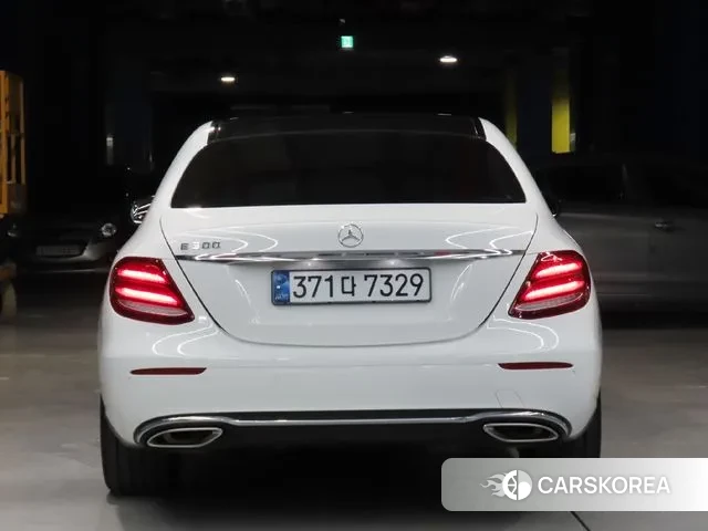 Mercedes-Benz E-Class W213 id 3748738 из Кореи 13