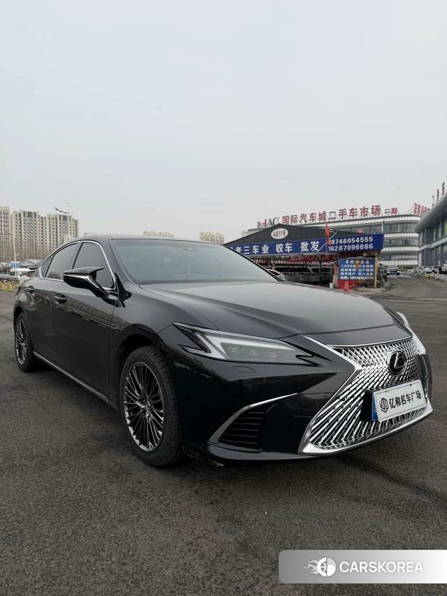 Lexus ES 2025 Черный из Китая, фото 4