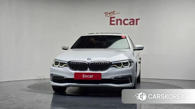 BMW 5 Series (G30) id 3796356 из Кореи 13