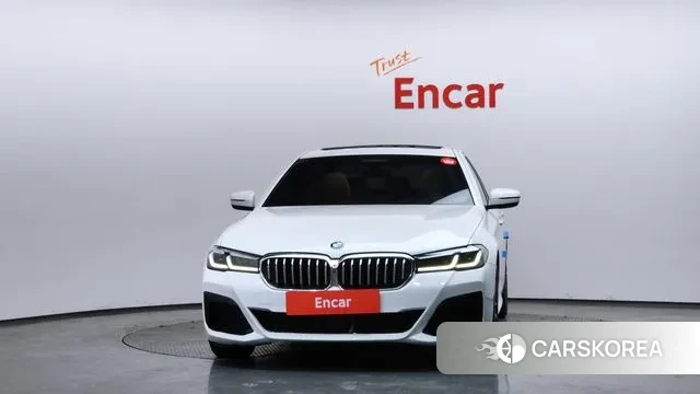 BMW 5 Series (G30) id 3702525 из Кореи 13