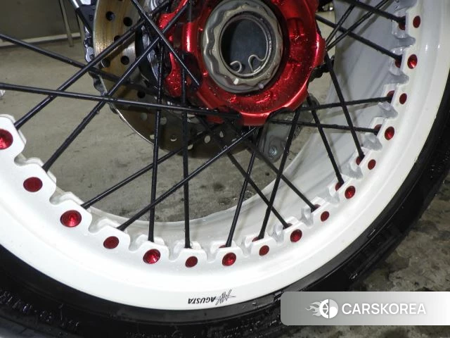 MV AGUSTA BRUTALE DRAGSTER 800 RR id 4184153 из Японии 17