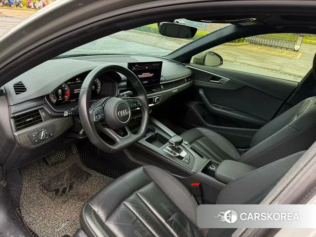 Audi A4 (import) 2021 Темно-серый из Китая, фото 3
