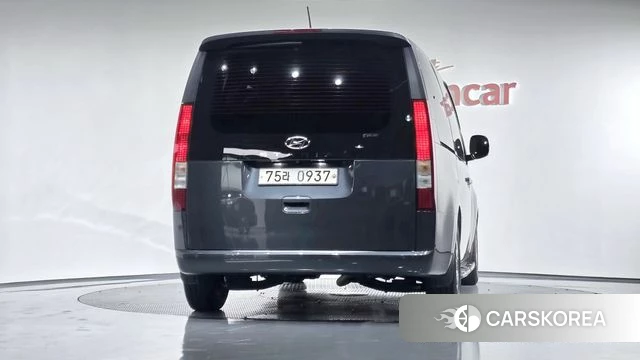 Hyundai Staria id 4361799 из Кореи 23