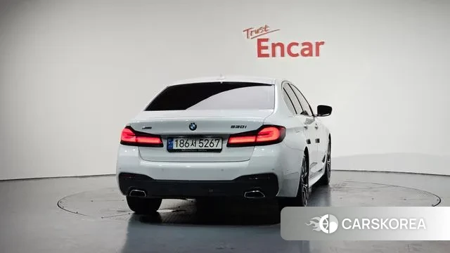 BMW 5 Series (G30) id 3023390 из Кореи 13