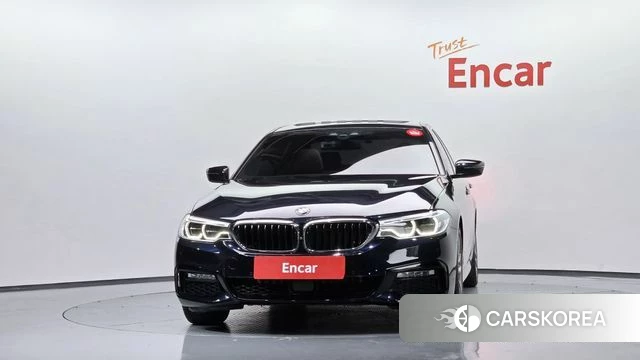 BMW 5 Series (G30) id 4615523 из Кореи 23