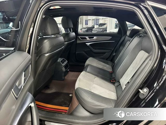 Audi A6L id 4275415 из Китая 9