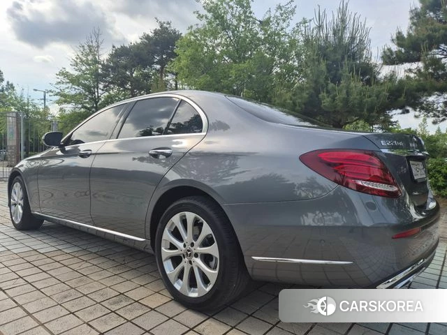 Mercedes-Benz E-Class W213 id 4310374 из Кореи 9