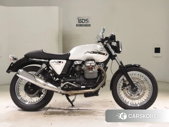 MOTO GUZZI V7 CLASSIC 2010 из Японии