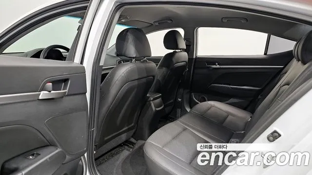 Hyundai The New Avante AD id 2676878 из Кореи 13