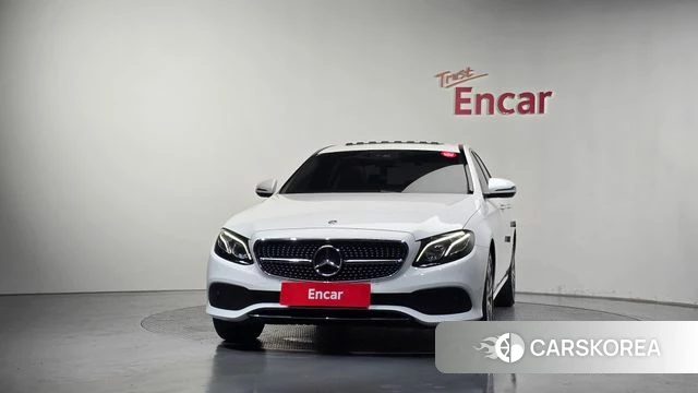 Mercedes-Benz E-Class W213 id 4677151 из Кореи 23