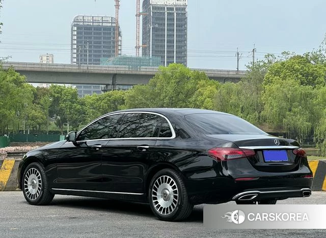 Mercedes-Benz E-class id 4272221 из Китая 16
