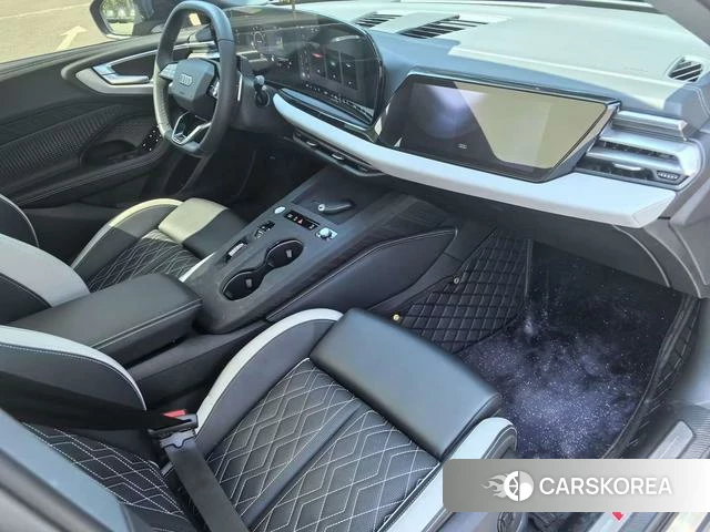 Audi A5L id 4275900 из Китая 10
