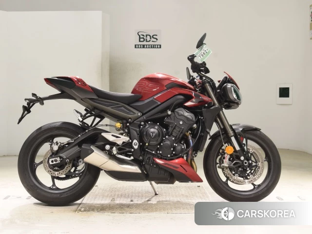 Triumph STREET TRIPLE 765 RS 2025 из Японии, фото 2