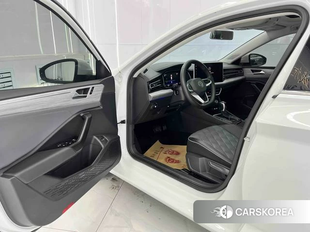 Volkswagen Sagitar id 4313409 из Китая 14