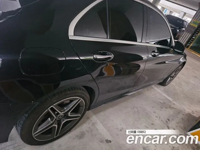 Mercedes-Benz C-Class W205 2021 Черный из Кореи, фото 3