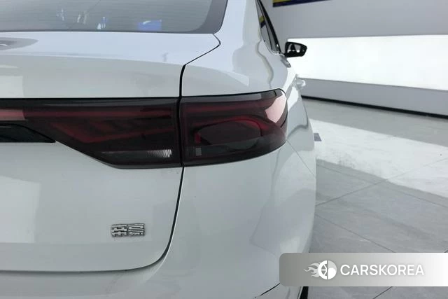 Geely Automobile Emgrand id 4212289 из Китая 10